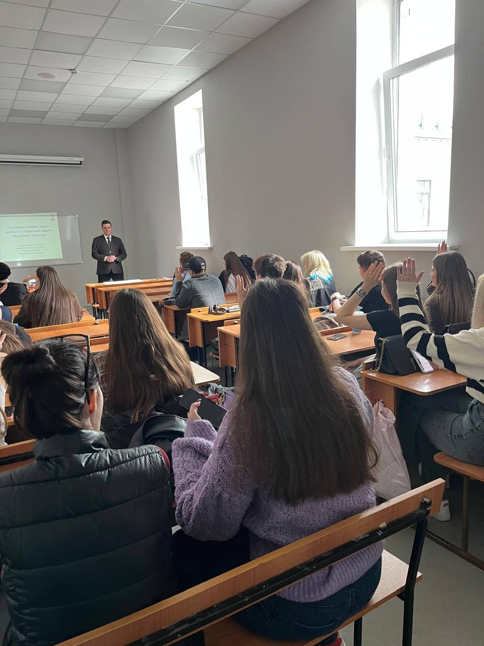 Встреча студентов с Заместителем министра труда, занятости и социальной защиты Республики Татарстан Встреча студентов с Заместителем министра труда, занятости и социальной защиты Республики Татарстан