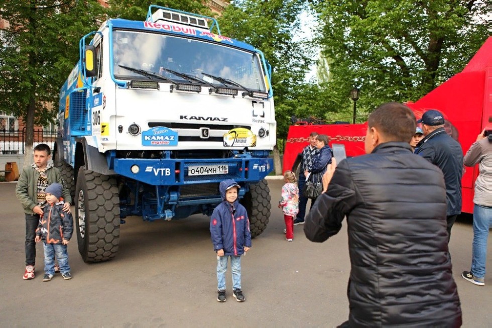 Ночь не для сна, а для науки в Елабужском институте КФУ Ночь не для сна, а для науки в Елабужском институте КФУ