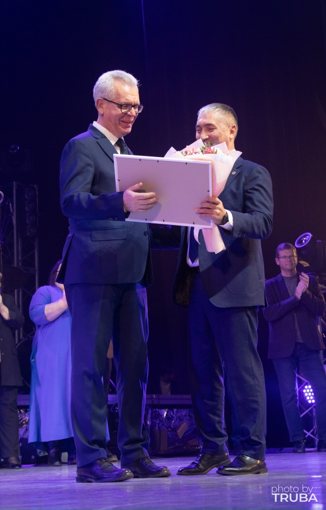 Поздравляем команду Института физики с призовым местом на фестивале 'День первокурсника ? 2025'! Поздравляем команду Института физики с призовым местом на фестивале 'День первокурсника ? 2025'!