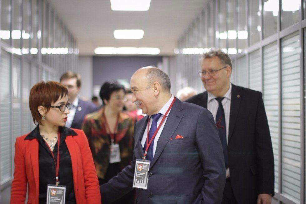 Masters' Programs Center Established at the Institute of Management, Economics and Finance