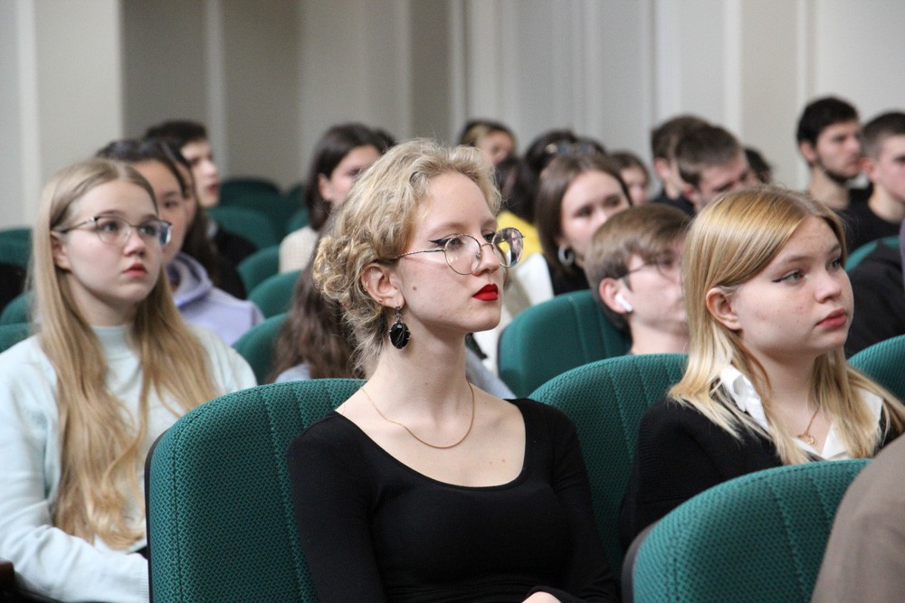 �������� ����������� ��������� ����� ������ ����������� � ���������������