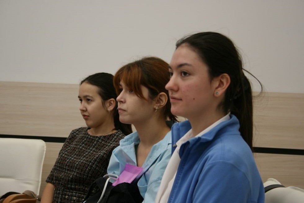 ������������ �������� � �����-����������