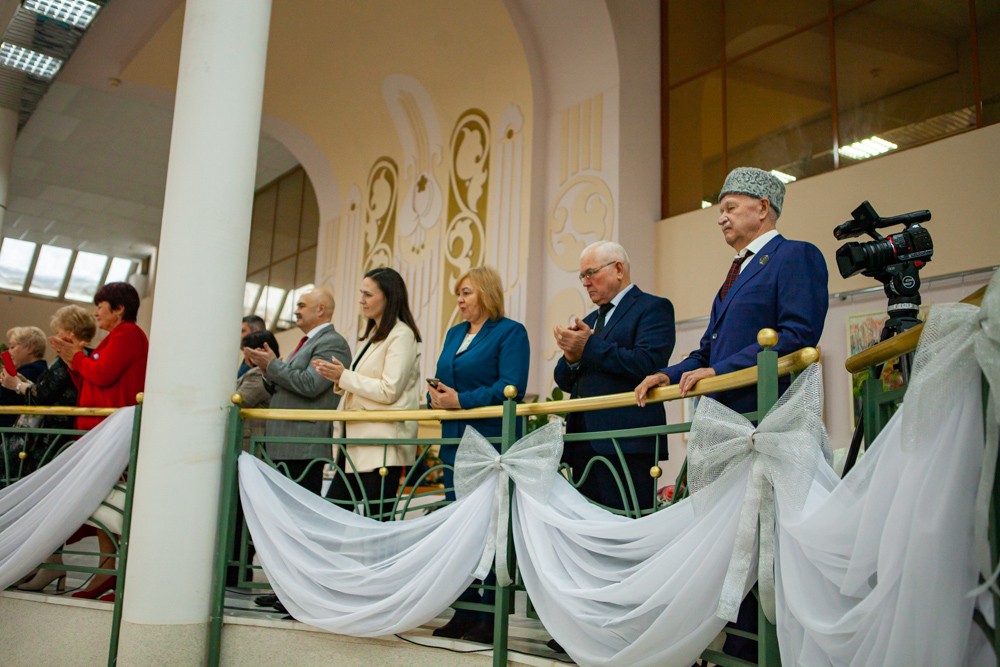 Елабужский институт отметил 125-летие императорским балом Елабужский институт отметил 125-летие императорским балом