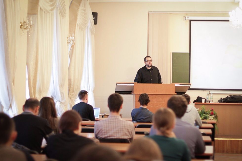 Urbanist Miguel Robles-Duran Gives Open Lectures at Kazan University