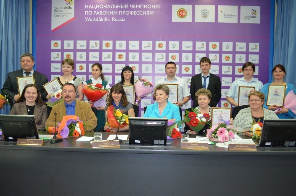 ����������� ���������� ����� ���������� � 1 ������ � �������� '������ �������������'!