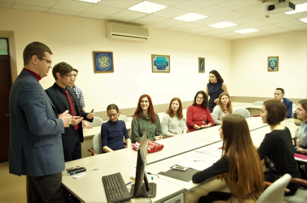 В Институте международных отношений, истории и востоковедения продолжаются встречи с австрийскими студентами. В Институте международных отношений, истории и востоковедения продолжаются встречи с австрийскими студентами.