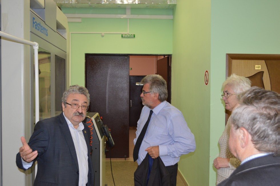 2 ���� ���������� �������� ��� �������� ��������� �� ������������� ������ ����� ���� ������� � ��������� �������� ����� ������ ������ ������������ ��.������� ������ (�������)