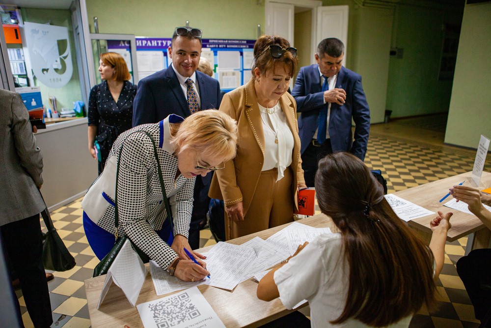 IX ������������ ������: �������� (����)