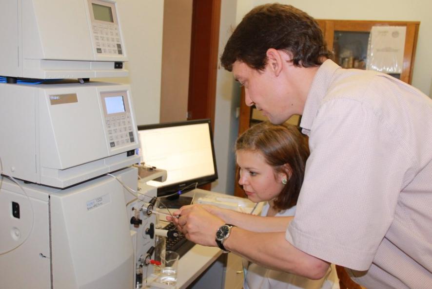 ������ ���