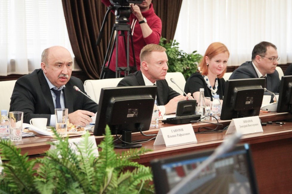 Министр образования и науки РФ Дмитрий Ливанов поддержал предложения, сделанные КФУ в рамках подготовки к IOI-2016