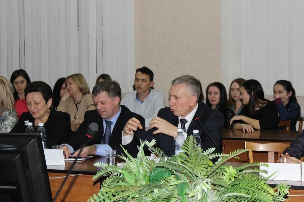 VII ������������� ����������� ������ �������� � �������