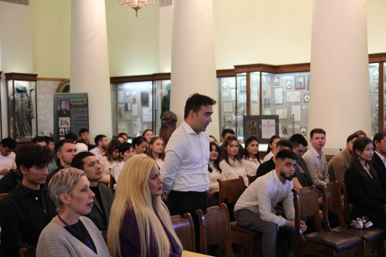Хоким Джизакской области Эргаш Салиев встретился с соотечественниками в Казанском университете ,ИМО, сотрудничество, иностранным студентам