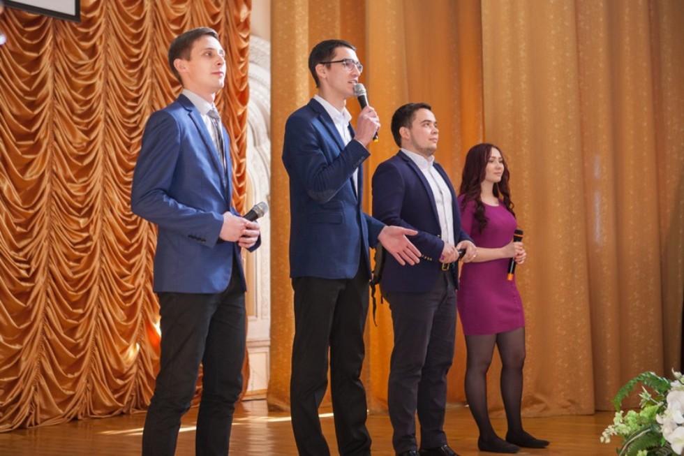 Праздничный концерт '23+8' прошел в Елабужском институте КФУ Праздничный концерт '23+8' прошел в Елабужском институте КФУ