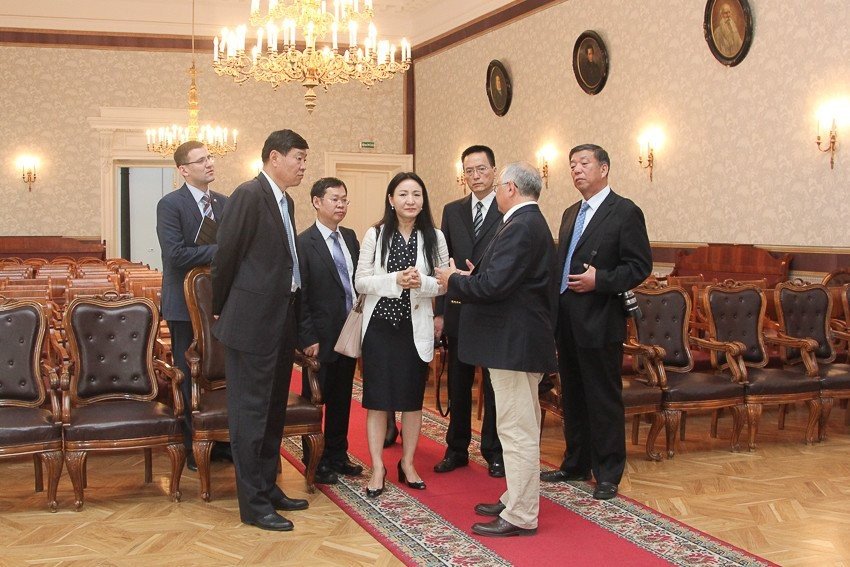The Delegation of Xinjiang Uyghur Autonomous Region Visits KFU