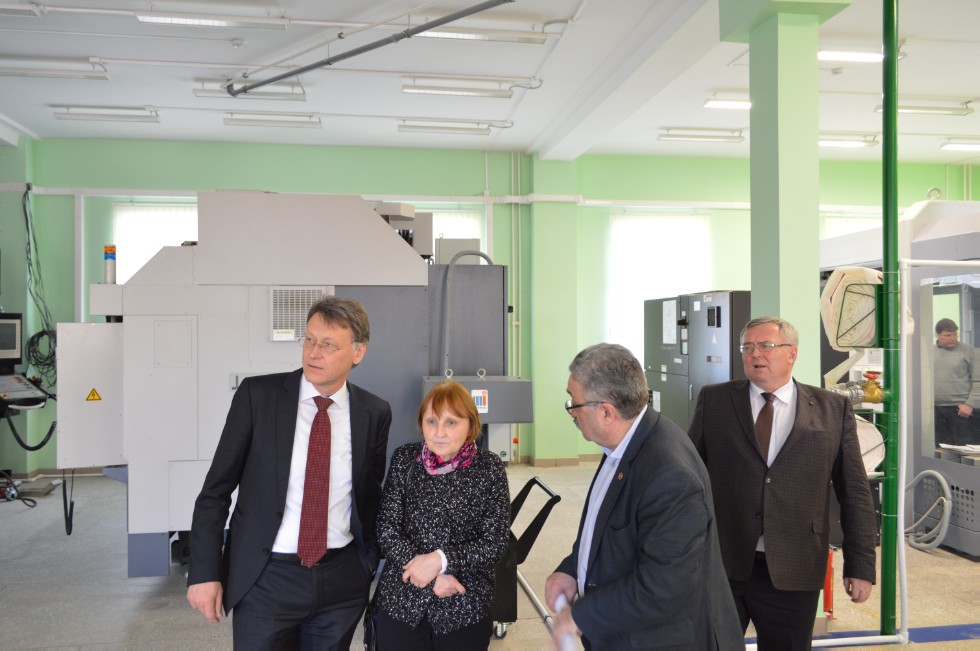 ��������� ����������� ��������� � ���������-������������� ������� ��� ��������� �������������� ������������ ��. ���� ��� ������ (��������)