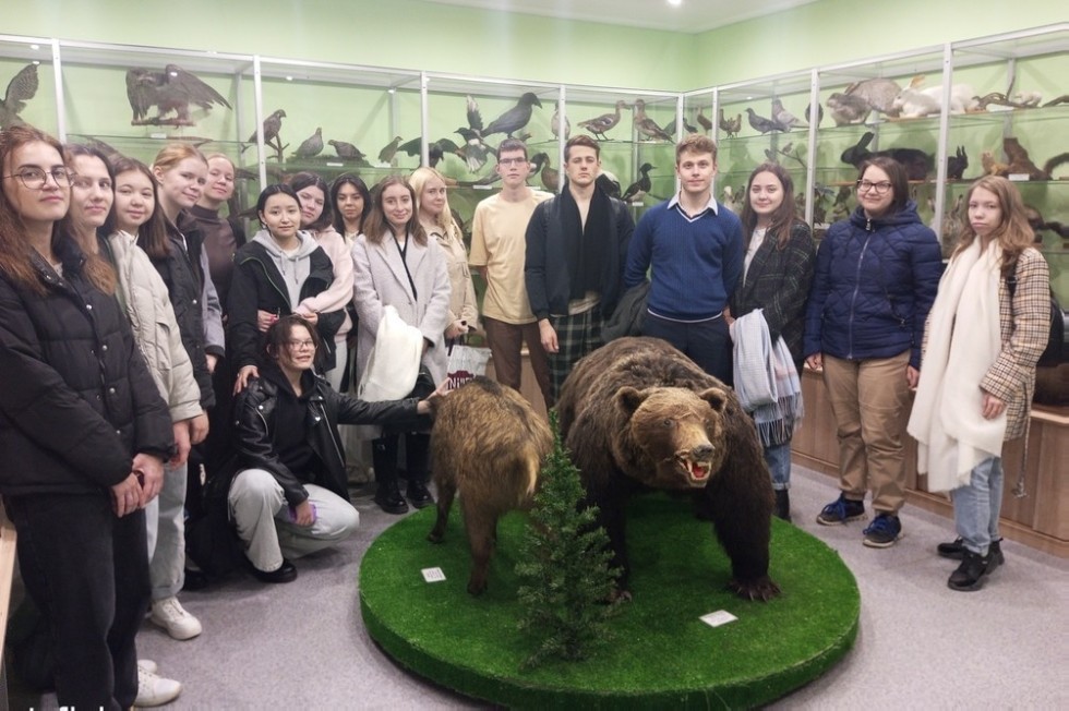 Студенты отделения иностранных языков познакомились с Зоологическим музеем ,Елабужский институт КФУ