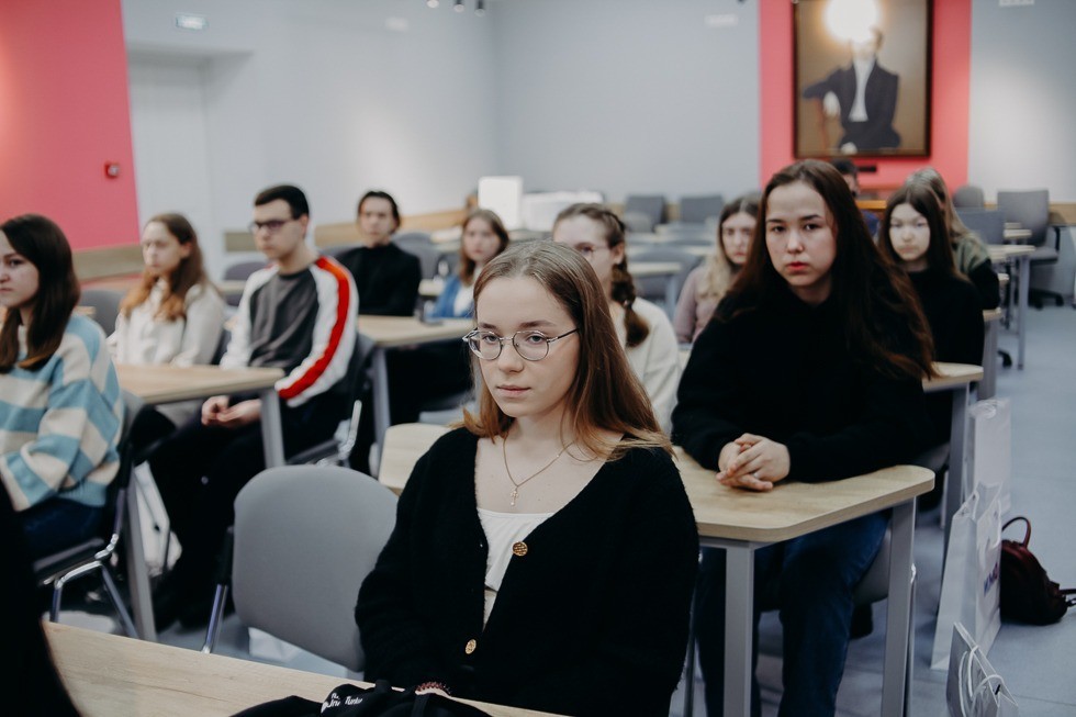 ����-�����-��� ��� ������������ ��������� ������������� ���������