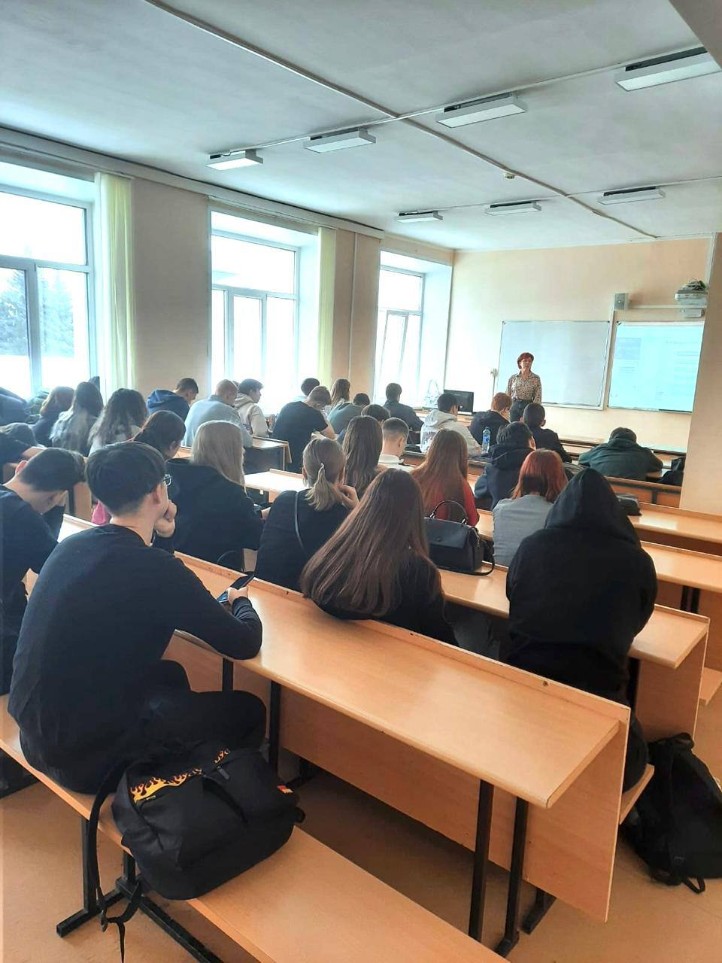 Студенты ИИРСИ приняли участие в тренингах по психологической поддержке и командной работе Студенты ИИРСИ приняли участие в тренингах по психологической поддержке и командной работе