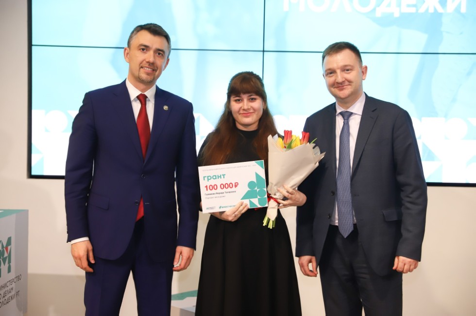 Молодые лидеры ИСФН ? победители Республиканского конкурса грантов! Молодые лидеры ИСФН ? победители Республиканского конкурса грантов!