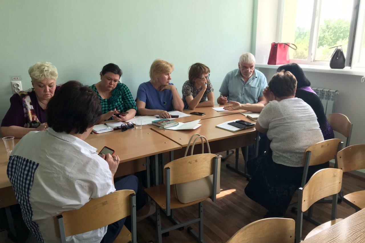 Стратегическую сессию для школ Мензелинска провел Елабужский институт КФУ Стратегическую сессию для школ Мензелинска провел Елабужский институт КФУ