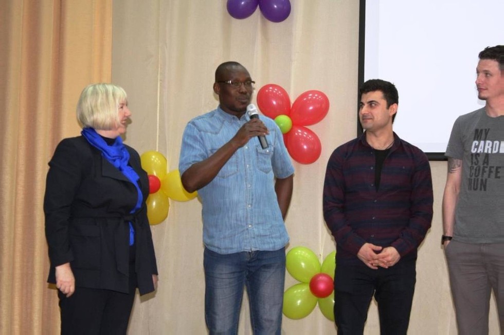 International student landing in Saby International student landing in Saby