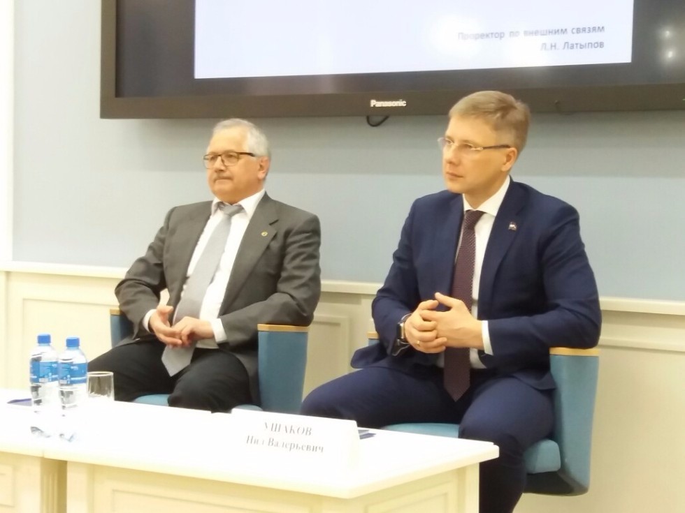 Mayor of Riga Nil Ushakov Answered Students' Questions and Met with Universities of Kazan