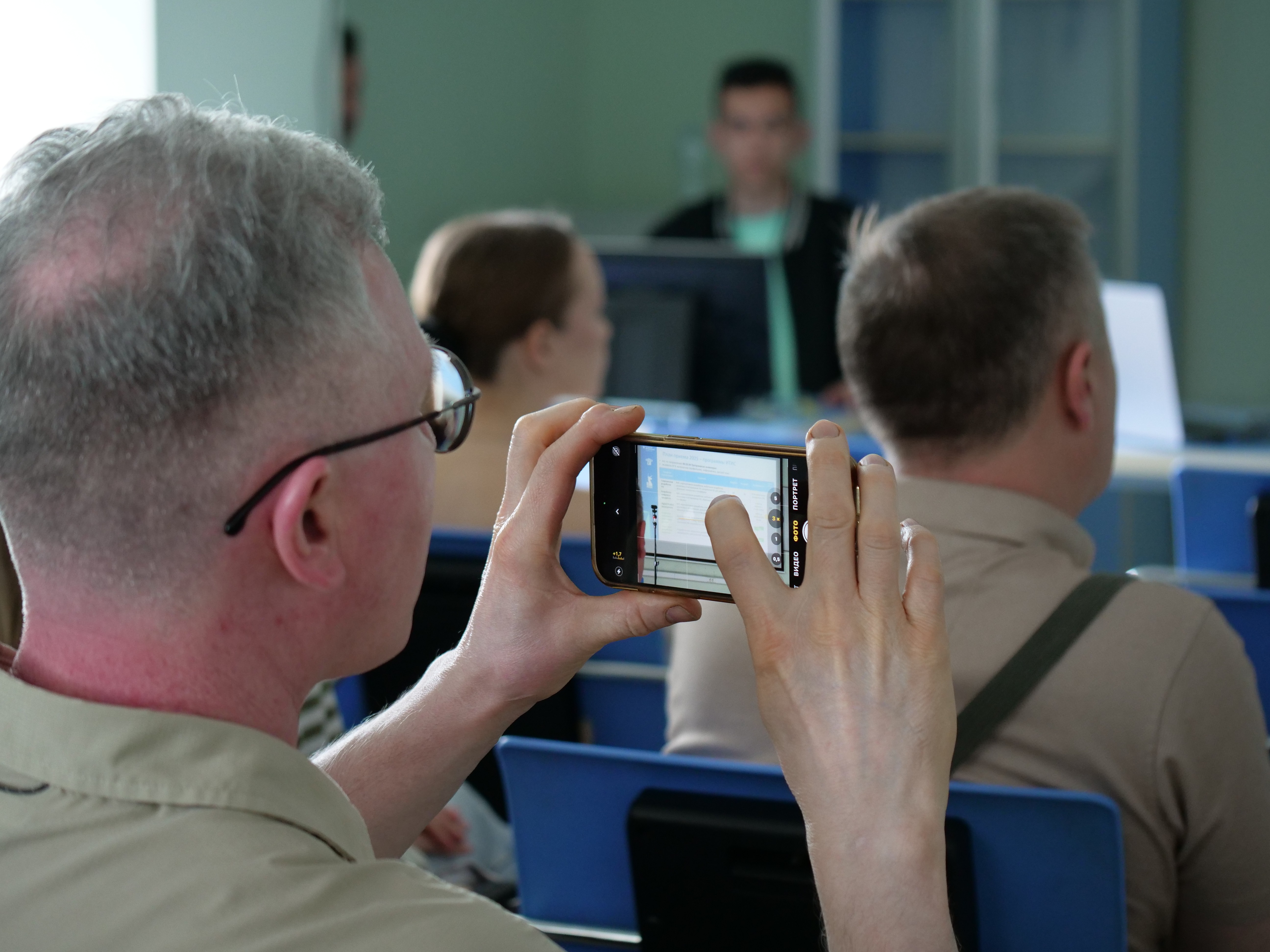 � ������� �������� � ����������� � ���� ����� ���