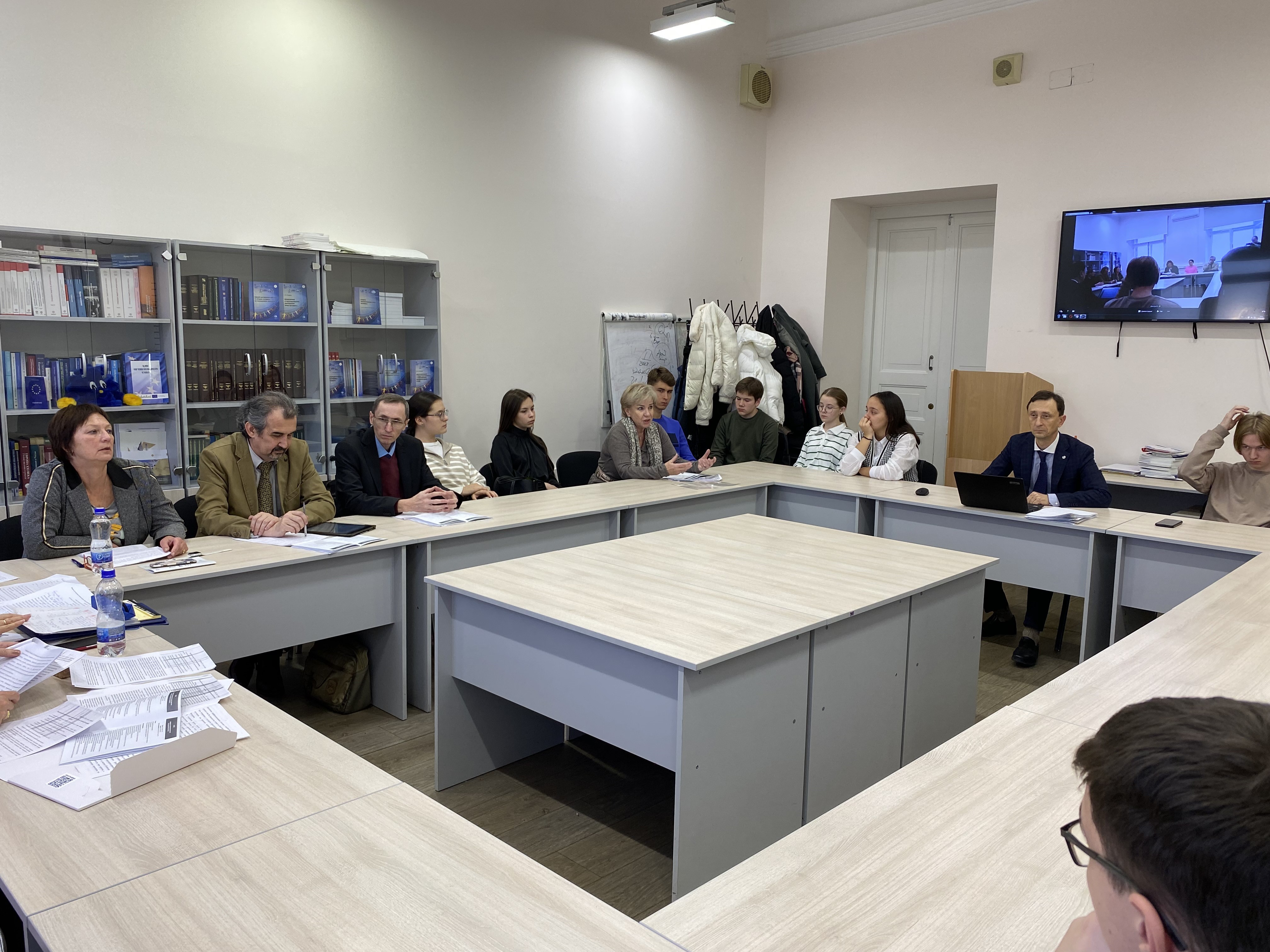 В рамках I Международного конгресса социально-политических исследователей тюркского мира прошла секция 'Динамика развития евразийской миграционной системы' В рамках I Международного конгресса социально-политических исследователей тюркского мира прошла секция 'Динамика развития евразийской миграционной системы'