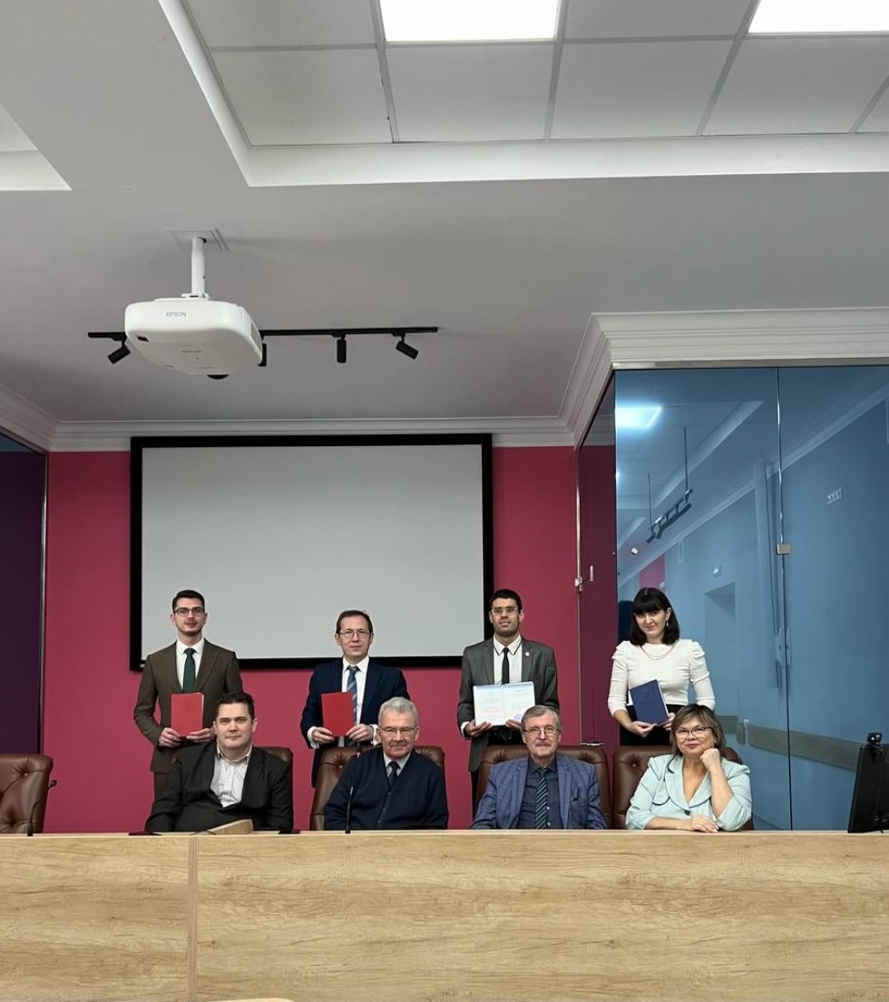 Состоялся первый выпуск магистров профиля Состоялся первый выпуск магистров профиля