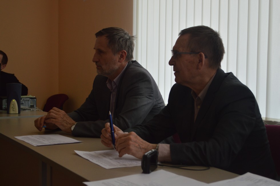 ����� ��������� ���� ������������� 