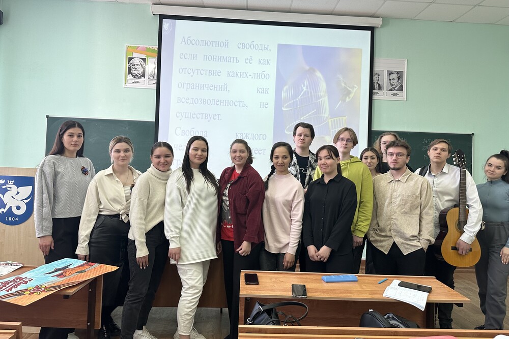 Кураторские часы прошли для студентов отделения математики и естественных наук Кураторские часы прошли для студентов отделения математики и естественных наук