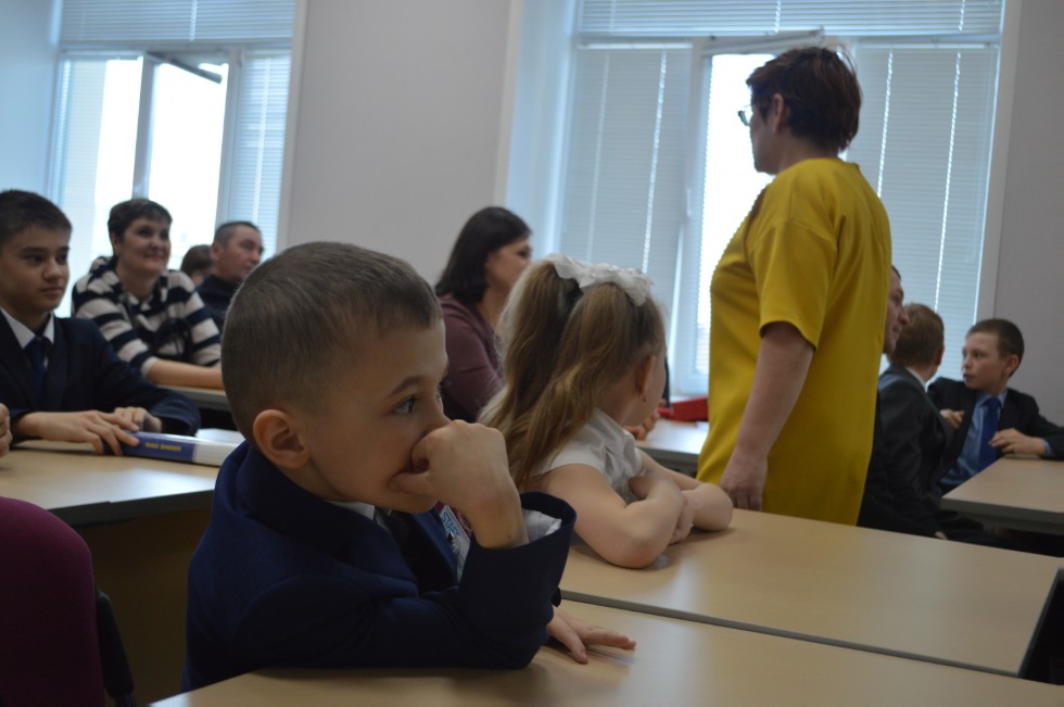 ����� ��������� ���� ������������� 