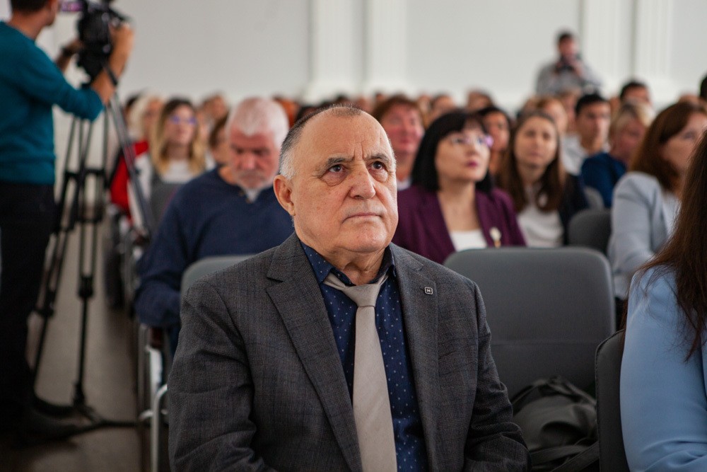 IX ������������ ������: ������� (����)