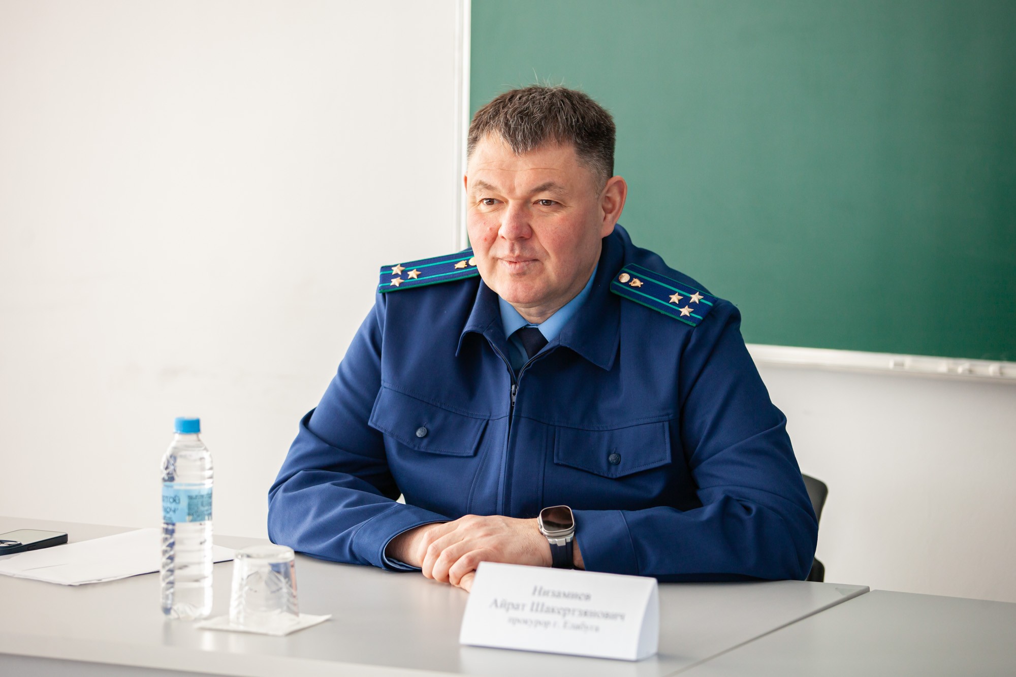 Школьники из Лисичанска и Рубежного завершили первую неделю учебы в 'Университетской' школе Школьники из Лисичанска и Рубежного завершили первую неделю учебы в 'Университетской' школе