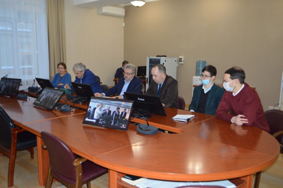 ���������� � �������������� ��� � ������