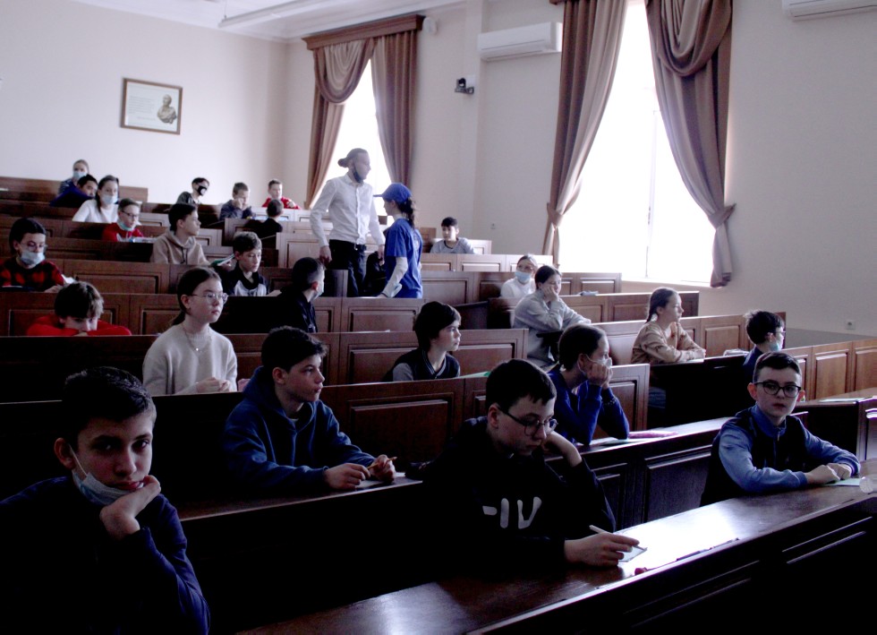 В Казанском федеральном университете состоялся XVII Турнир юных математиков им. Н.И. Лобачевского