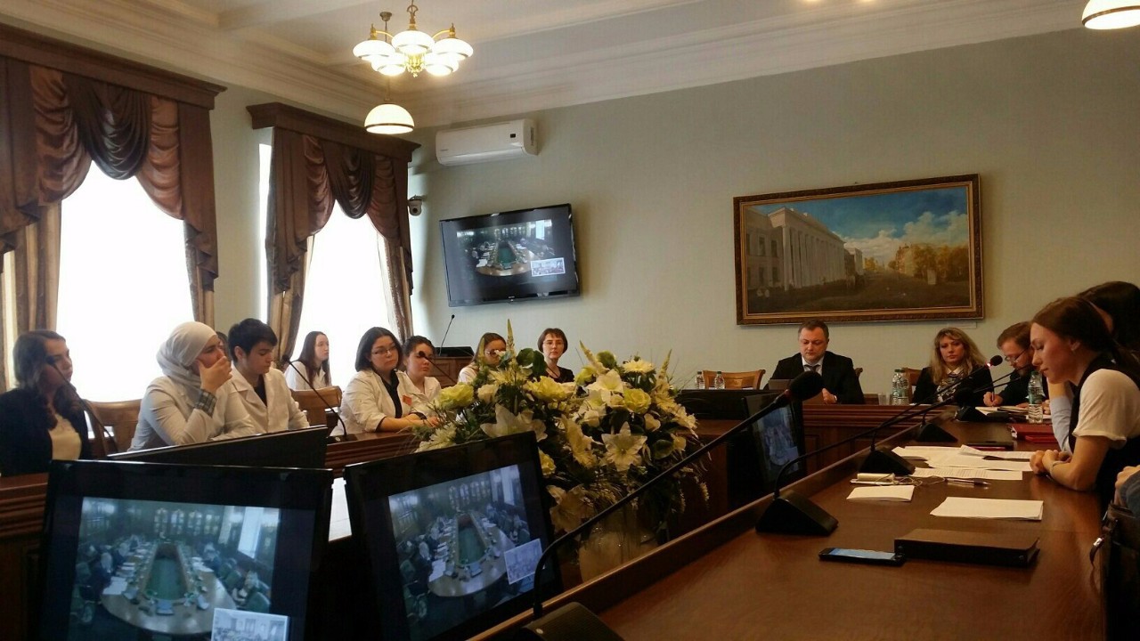 На базе кружка медицинского права была проведена конференция. На базе кружка медицинского права была проведена конференция.