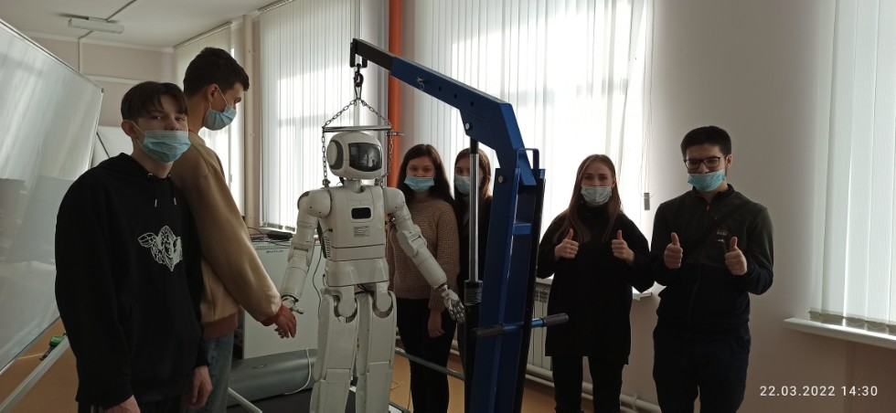 Посещение лицеистами Инженерного института 22.03.2022 Посещение лицеистами Инженерного института 22.03.2022