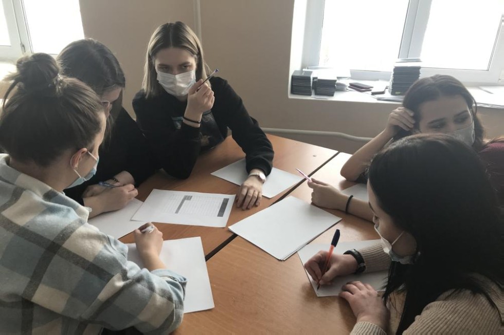 Состоялась интеллектуальная игра для студентов 'Дедукция в нашей жизни' Состоялась интеллектуальная игра для студентов 'Дедукция в нашей жизни'