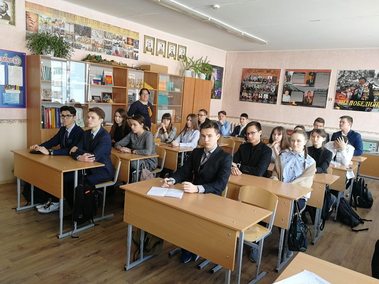 Презентация образовательных программ Института международных отношений КФУ прошла в лицее №149 г. Казани Презентация образовательных программ Института международных отношений КФУ прошла в лицее №149 г. Казани