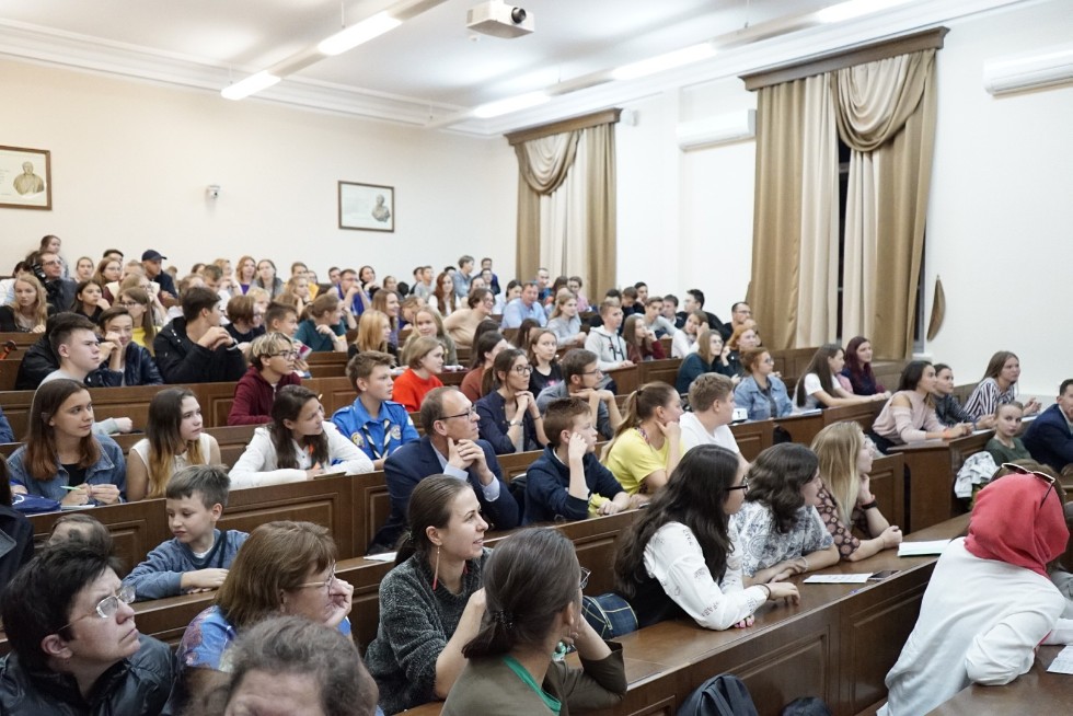 PRO Science Night: historical dance, lectures and live paintings