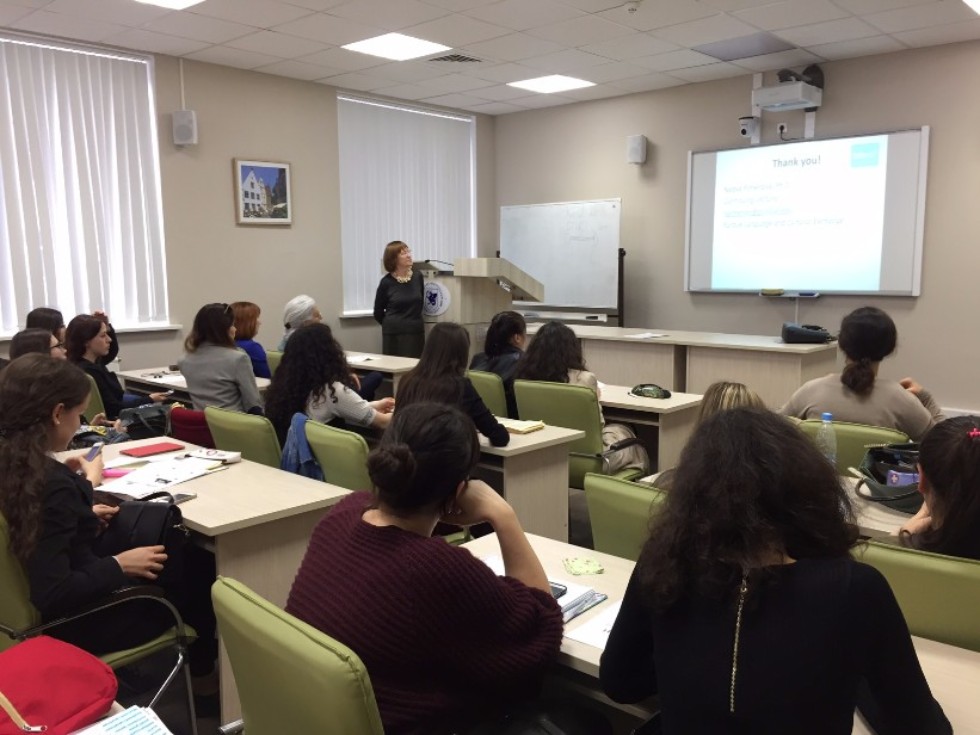 � ���� ��������� ������� Have a Hoot with Kahoot! ��� ��������� 3 �����