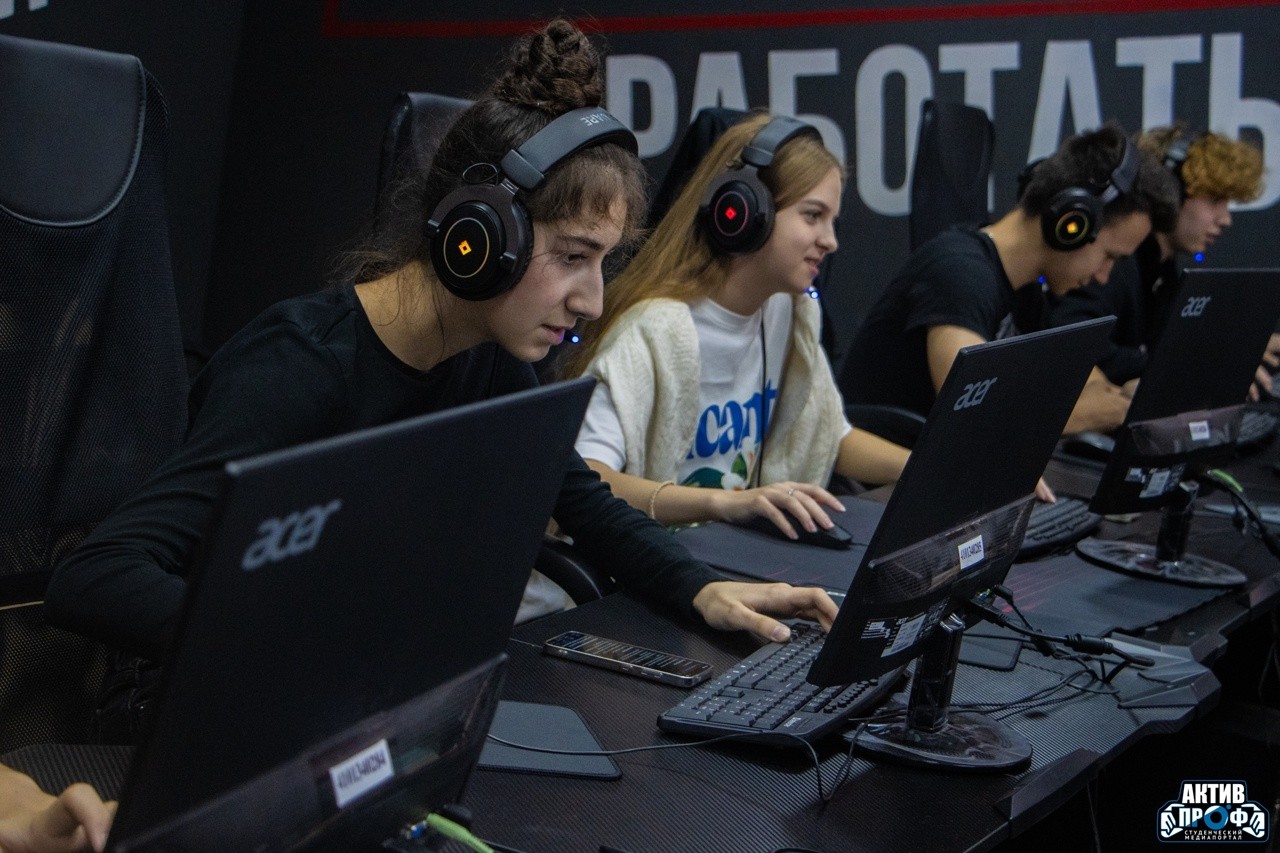 'Школа будущего автомобильного инженера FUTURAUTO' 'Школа будущего автомобильного инженера FUTURAUTO'