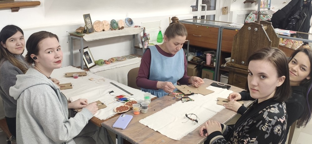 Творческие будни Творческие будни