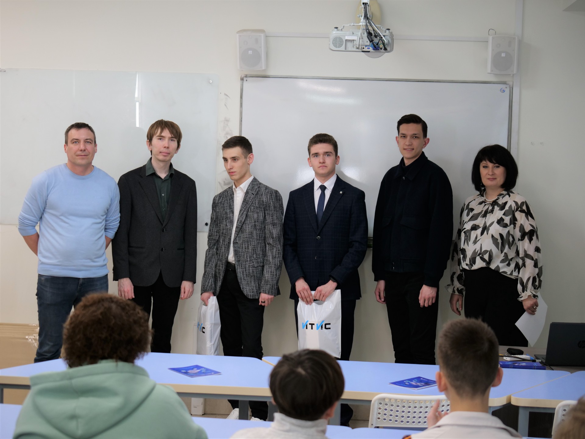 � ���� ��������� ������ ������ '��������� ������������ �������� ��-������' � ������ �������� ������� ������������ '�����������. ������' ,����, ����������� ������������, ��������� ������������ �������� ��-������, ����������� ���������