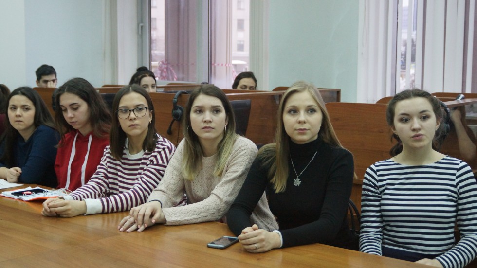 On February 13, the popular science lecture 'Linguistics and Country Studies: Mentality, Language, Culture' was delivered by Lyudmila Svirina, an associate professor in the Department of Linguistic and Intercultural Communication