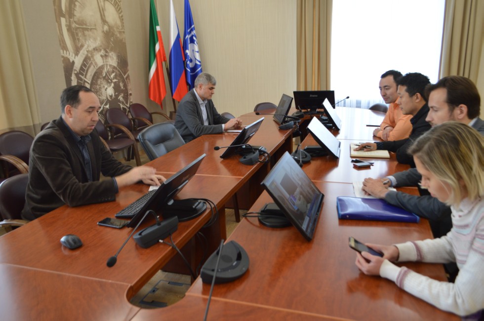 ��������� �������� WEIDONG CLOUD EDUCATION GROUP �������� ���������� �������� ���