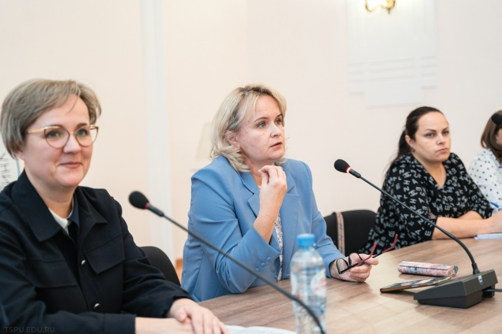 Круглый стол по вопросам развития образовательного потенциала у детей с расстройствами аутистического спектра Круглый стол по вопросам развития образовательного потенциала у детей с расстройствами аутистического спектра