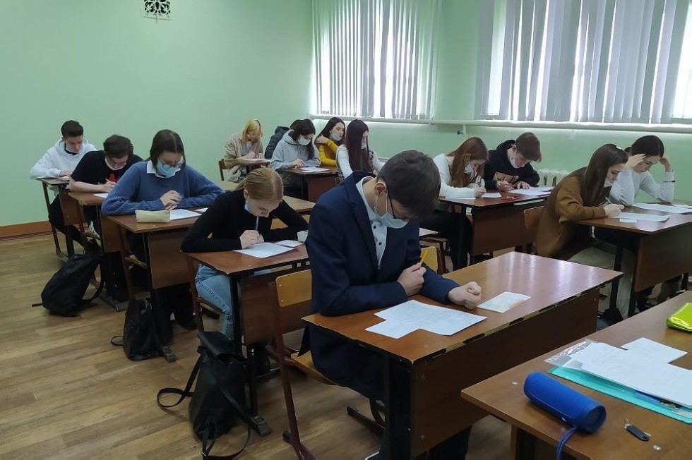 Названы победители Лингвострановедческого квеста в Елабужском институте КФУ Названы победители Лингвострановедческого квеста в Елабужском институте КФУ