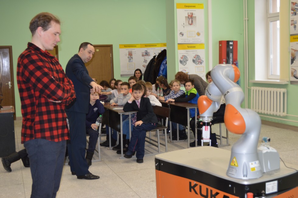 ����������� 4 ������ �������� �19 �������� ���������� �������� � ���������-������������ ������ ���